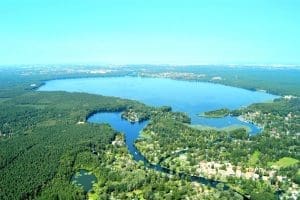 Екскурсія на човні Великого та Малого Мюггельзее Берлін Оренда човнів Berlinrichtershorn Boat Boy Großer і Kleiner Müggelsee