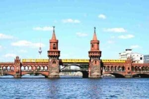 Bootstour Berlin Oberbaumbrücke Treptower Park